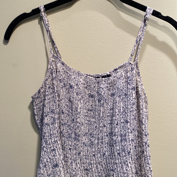 Petticoat Alley Size M Spaghetti Breathable Top - Picture 4 of 4